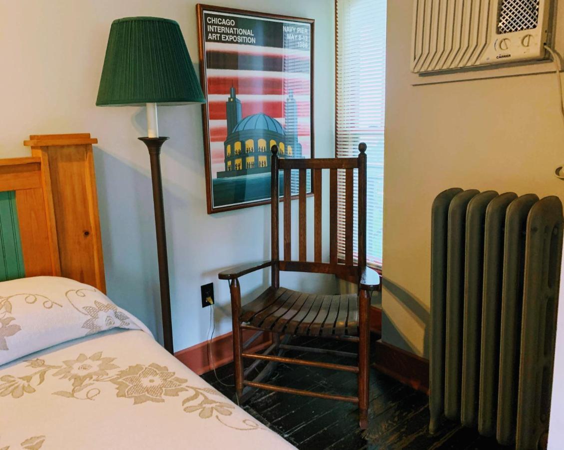 Lakeside Inn Экстерьер фото
